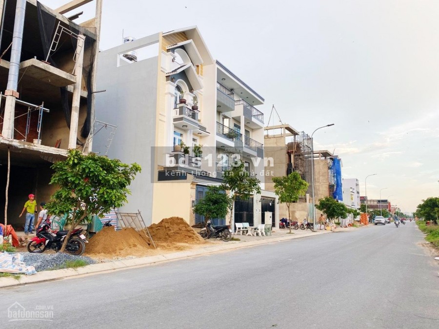 ĐẤT NHÀ PHỐ MẶT TIỀN ĐƯỜNG, GẦN ST COOP MART, SHR