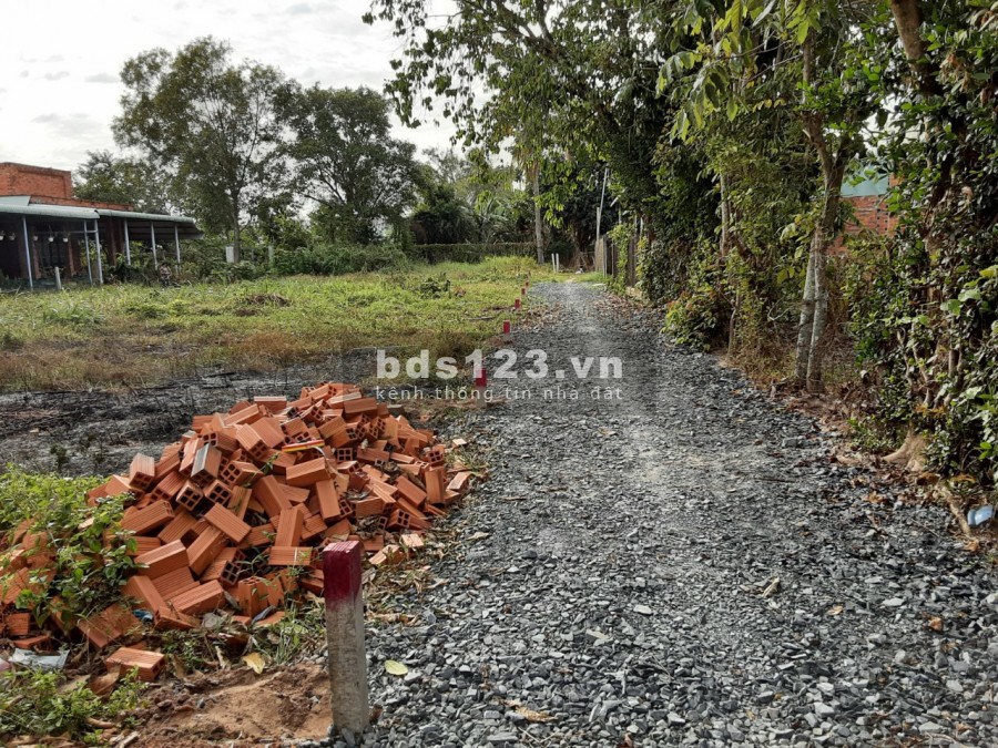 Đất ngộp cuối năm giá chỉ 255 triệu