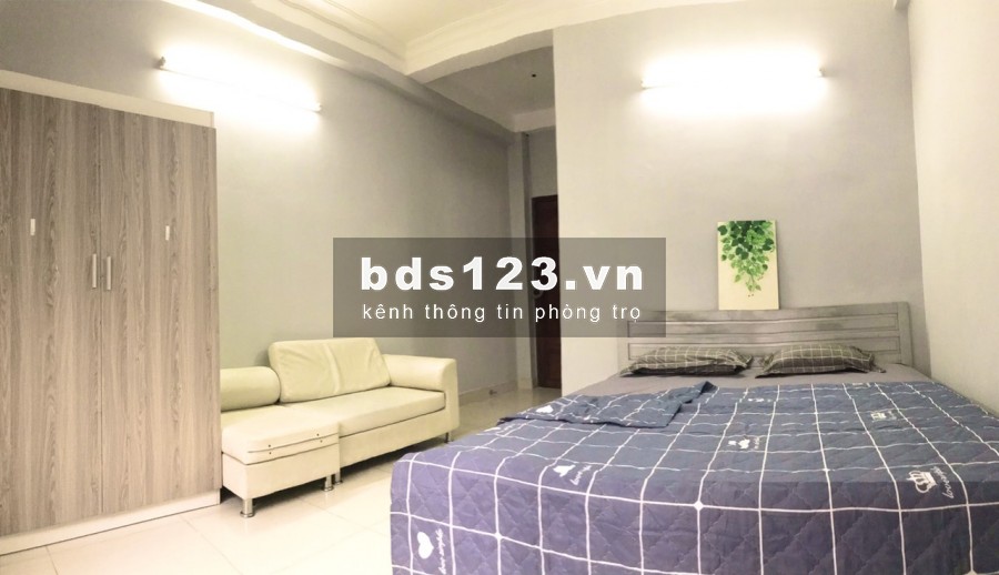Phòng Ban Công 25m2, full Nội Thất, Khóa Vân Tay, thang máy, lì xì 500.000đ