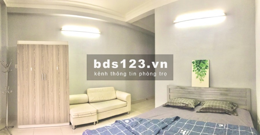 Phòng Ban Công 25m2, full Nội Thất, Khóa Vân Tay, thang máy, lì xì 500.000đ