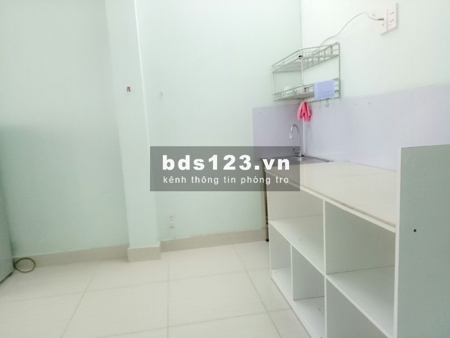 Căn hộ 60m2 full Nội thất, free NƯỚC, NET, BAN CÔNG, LÌ XÌ 1/2 THÁNG