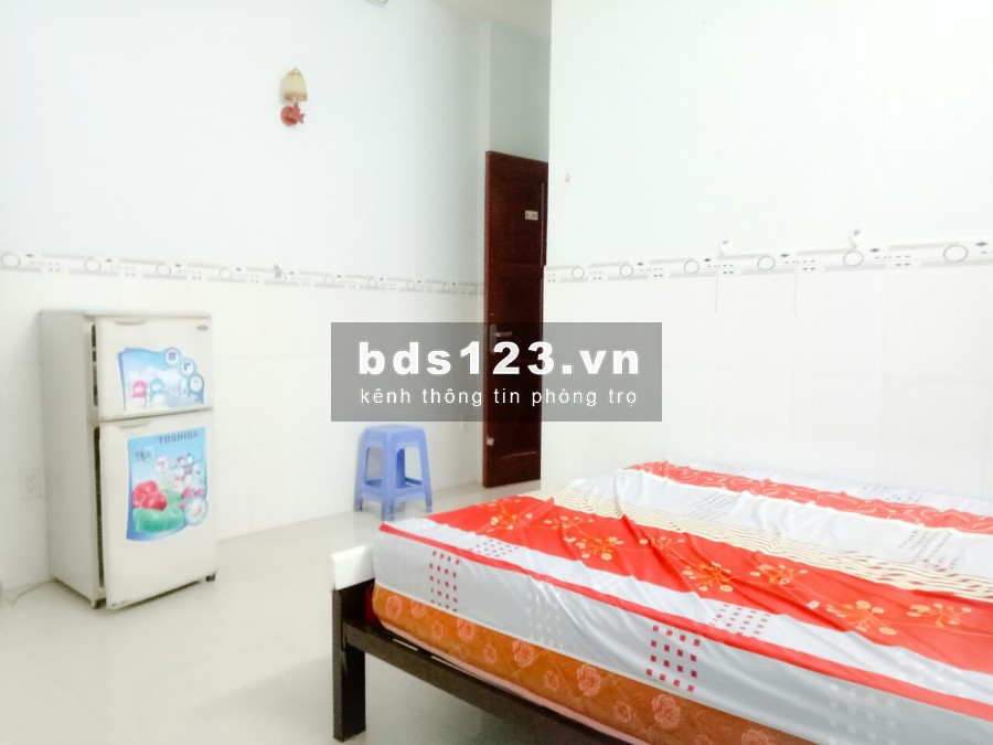 Căn hộ 60m2 full Nội thất, free NƯỚC, NET, BAN CÔNG, LÌ XÌ 1/2 THÁNG