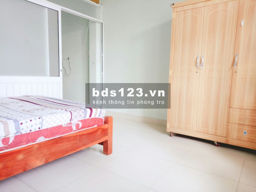 Căn hộ 60m2 full Nội thất, free NƯỚC, NET, BAN CÔNG, LÌ XÌ 1/2 THÁNG