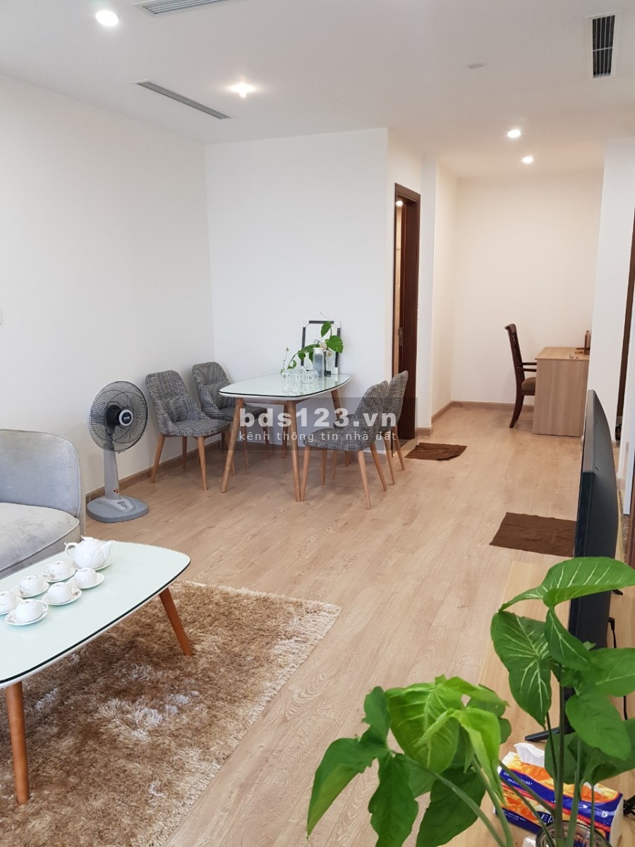 Tôi có căn hộ CC Sunshine City cần cho thuê gấp. 94m2, 2PN, full đồ cao cấp, giá 18 triệu/tháng