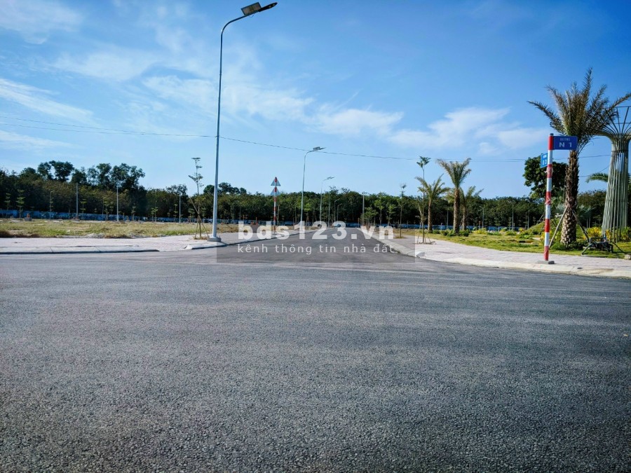 Golden City còn vài lô. Quý khách nhanh chóng liên hệ em để sở hữu vị trí đẹp như mơ.
