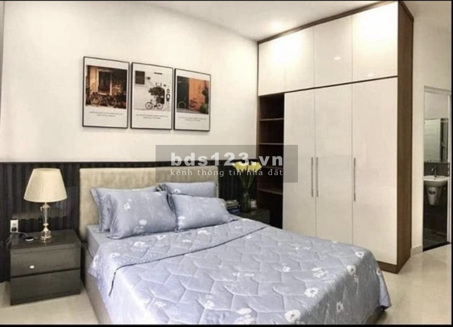 Cuối năm kẹt tiền bán gấp gấp, báo phí sang tên