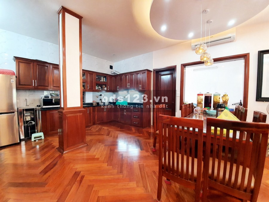 Phân lô, ô tô, Biệt thự Đặng Xuân Bảng, Hoàng Mai 70m2x4t, 11 tỷ