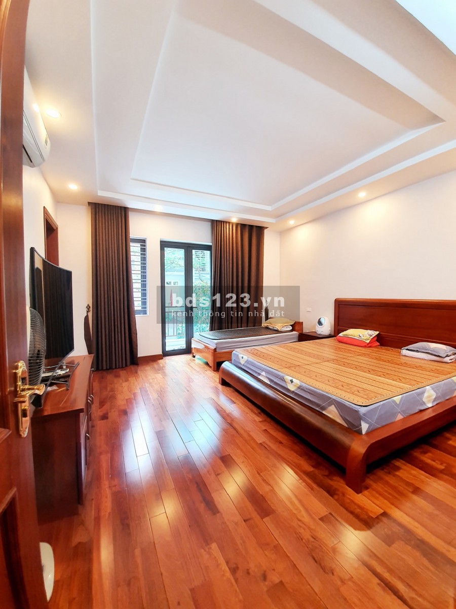 Phân lô, ô tô, Biệt thự Đặng Xuân Bảng, Hoàng Mai 70m2x4t, 11 tỷ