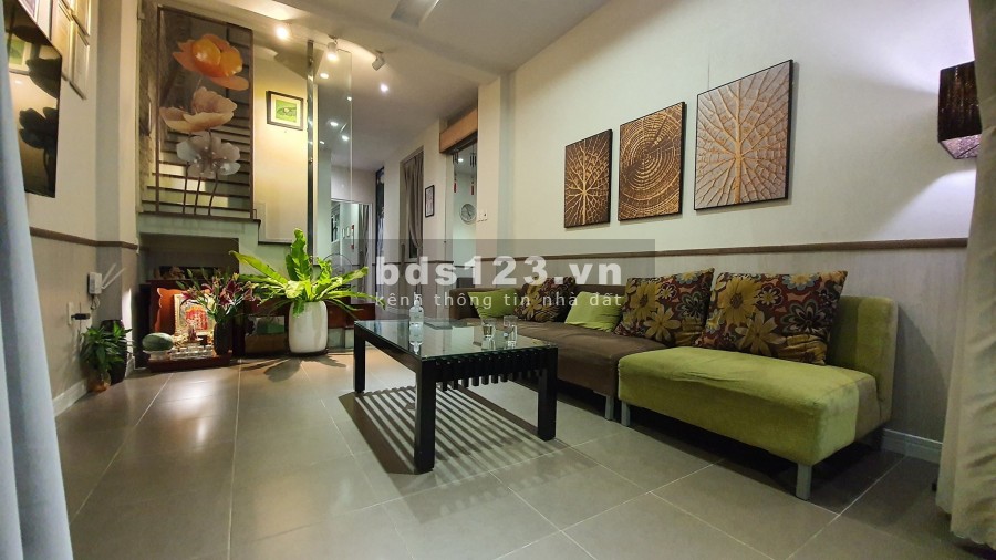 Bán nhà Gò Vấp DT lớn xe hơi đỗ cửa gía nhỉnh 5 tỷ