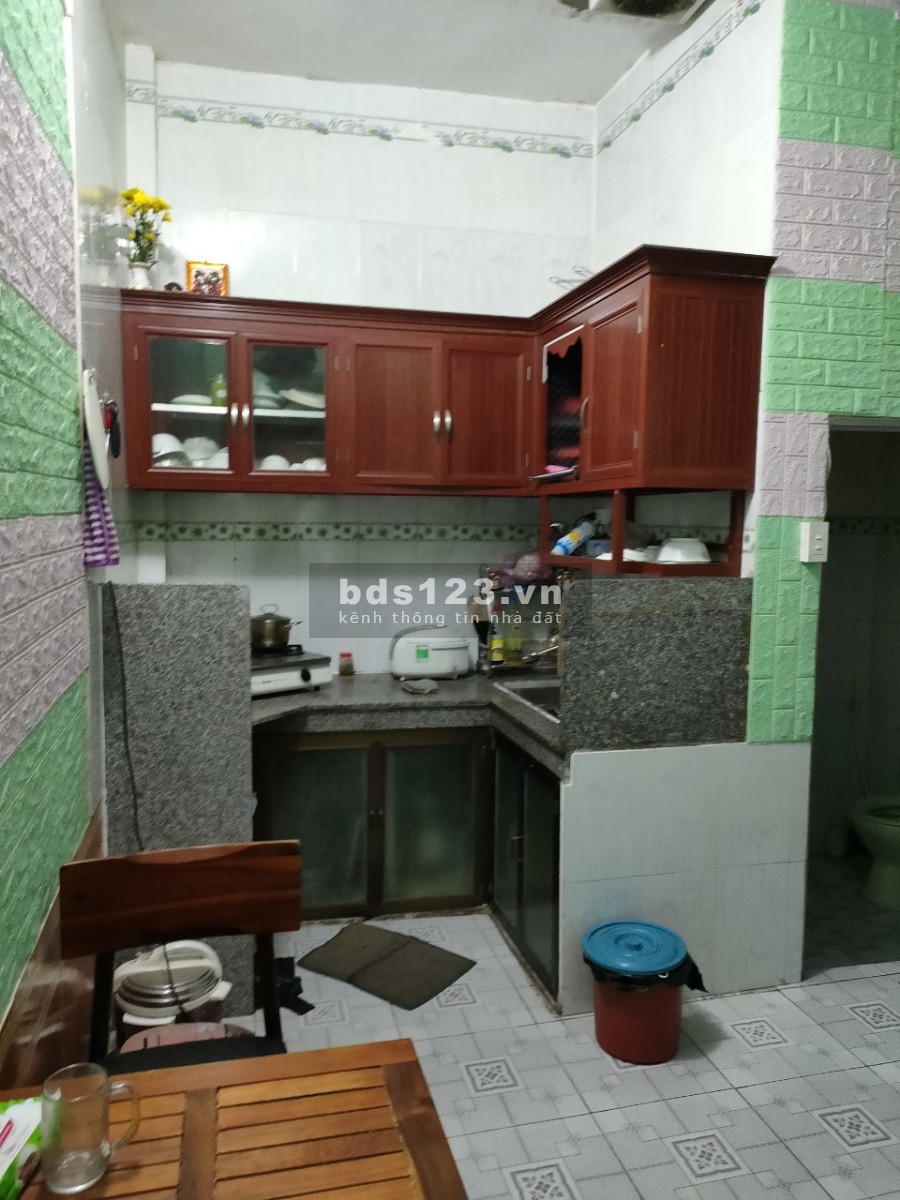 Bán 1 Trệt 1 Lầu, KDC Nguyễn Thị Chạy - Tp Dĩ An.