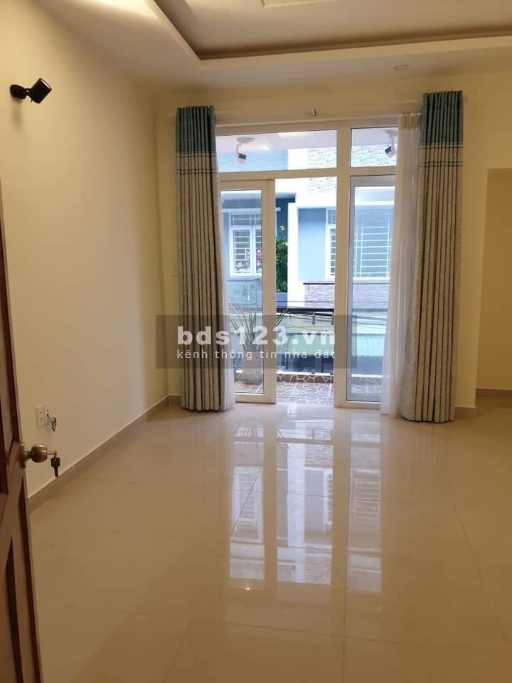 Nhà 1T2L Phường Hiệp Bình Phước, Thủ Đức thích hợp làm văn phòng công ty