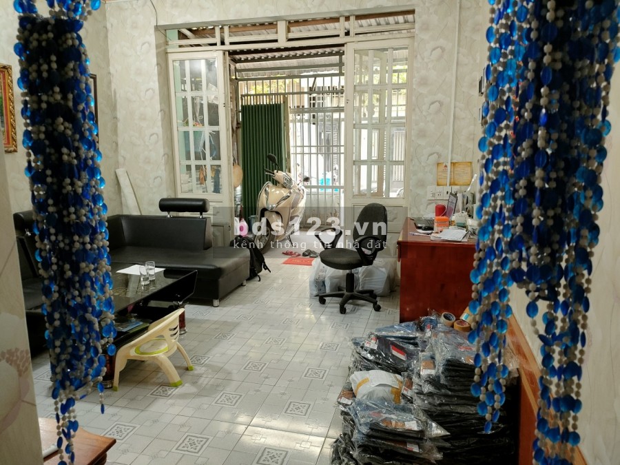 Bán 1 Trệt 1 Lầu, KDC Nguyễn Thị Chạy - Tp Dĩ An.