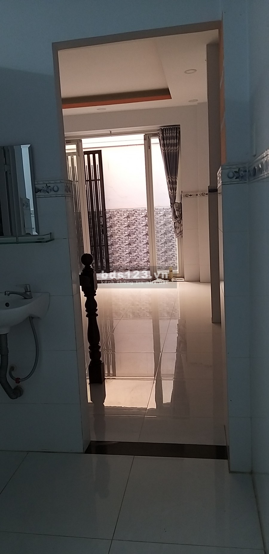 Nhà bán 1 trệt 1 lầu đường Nguyễn xí quận Bình Thạnh