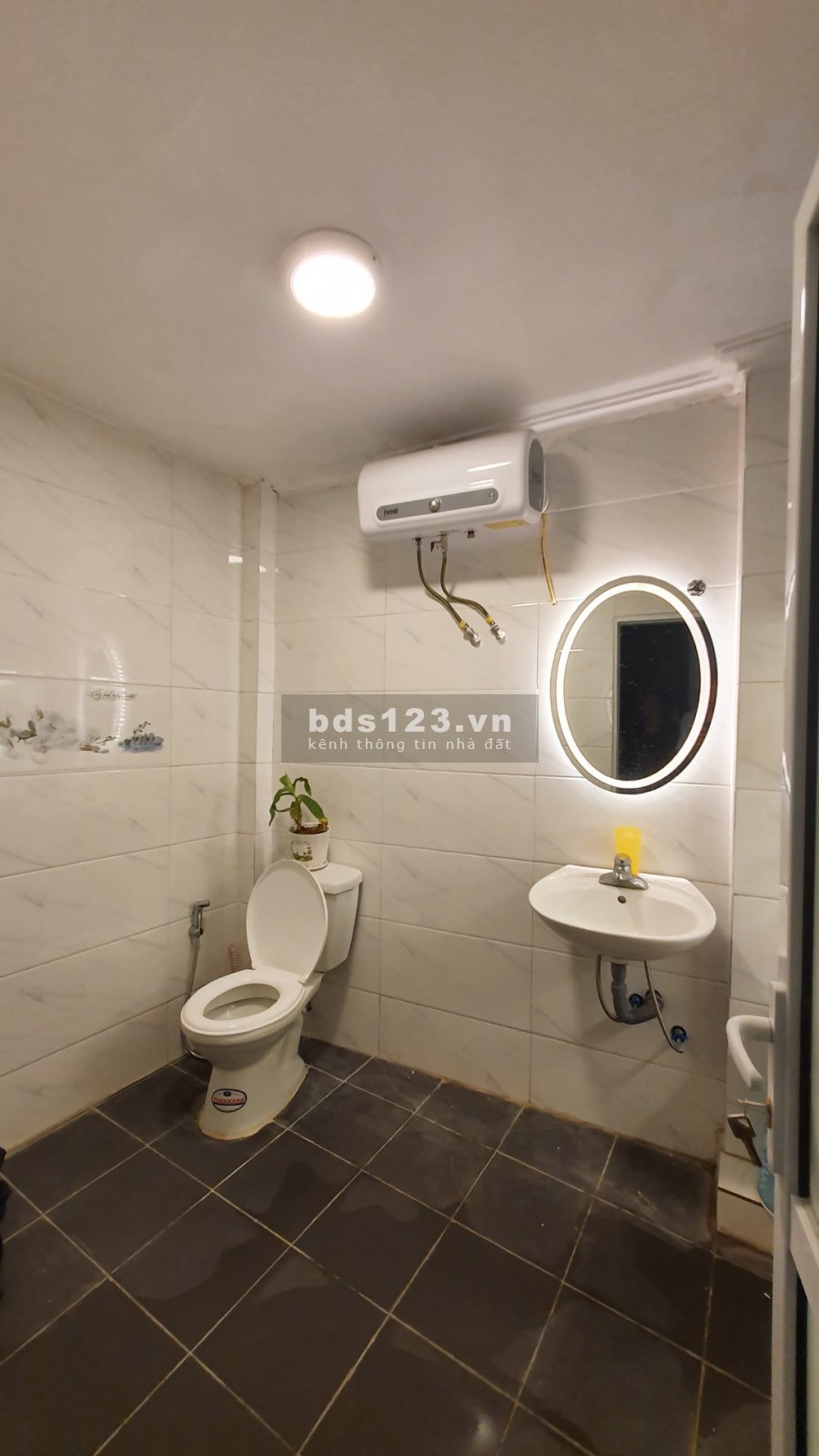 BOM TẤN 42M2, MATIZ ĐỖ CỬA, GIÁ ĐẦU TƯ CHỈ 2.X TỶ