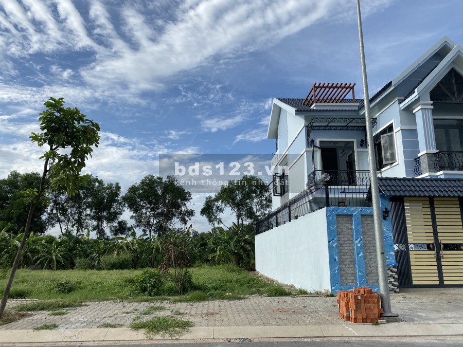 Cần bán gấp lô đất 84m2 gần Aeon Mall - Bình Tân, SHR Giá Rẻ.