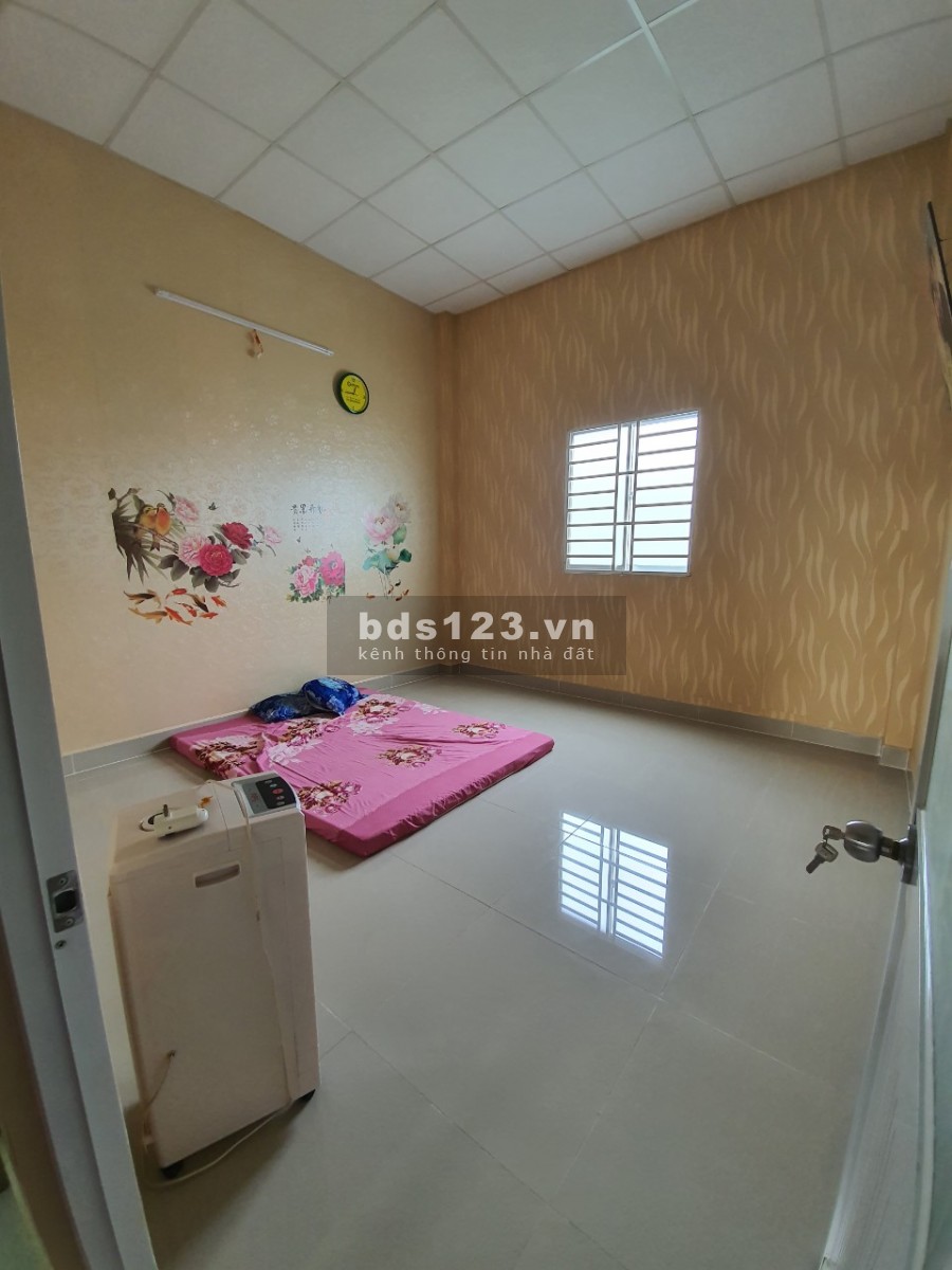 Chính chủ cho thuê nhà nguyên căn mới xây , Bùi Công Trừng Quận 12 .