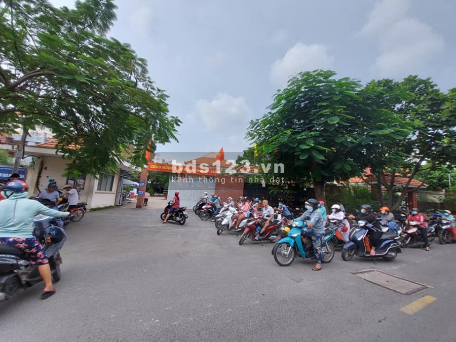 Hiếm ! Bán nhà C4 Mặt Tiền Đường 28, P6, Gò Vấp, 300m2, chỉ 25Tỷ (TL)