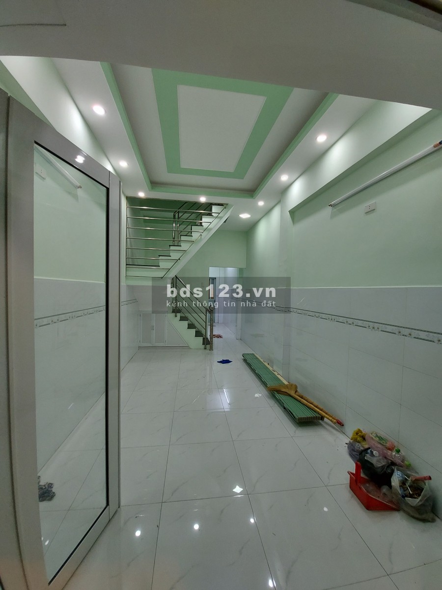 Bán Nhà Mặt Tiền Quận 11 khu buôn bán sầm uất – Gía 6.25