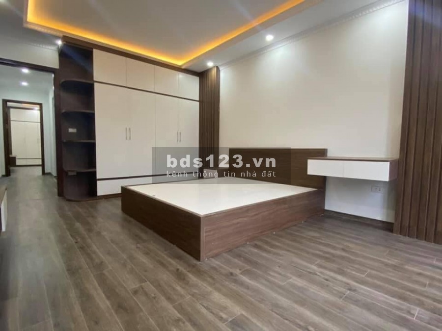 Bán nhà Khương Đình, Thanh Xuân 64m 5T 6.4 tỷ, gara ô tô, full nội thất