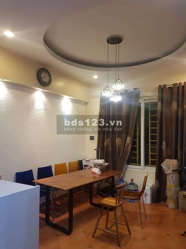 Mặt ngõ VIP Trung Kinh, full nội thất ở ngay,3 gác tránh XM nhỉnh 3 tỷ.