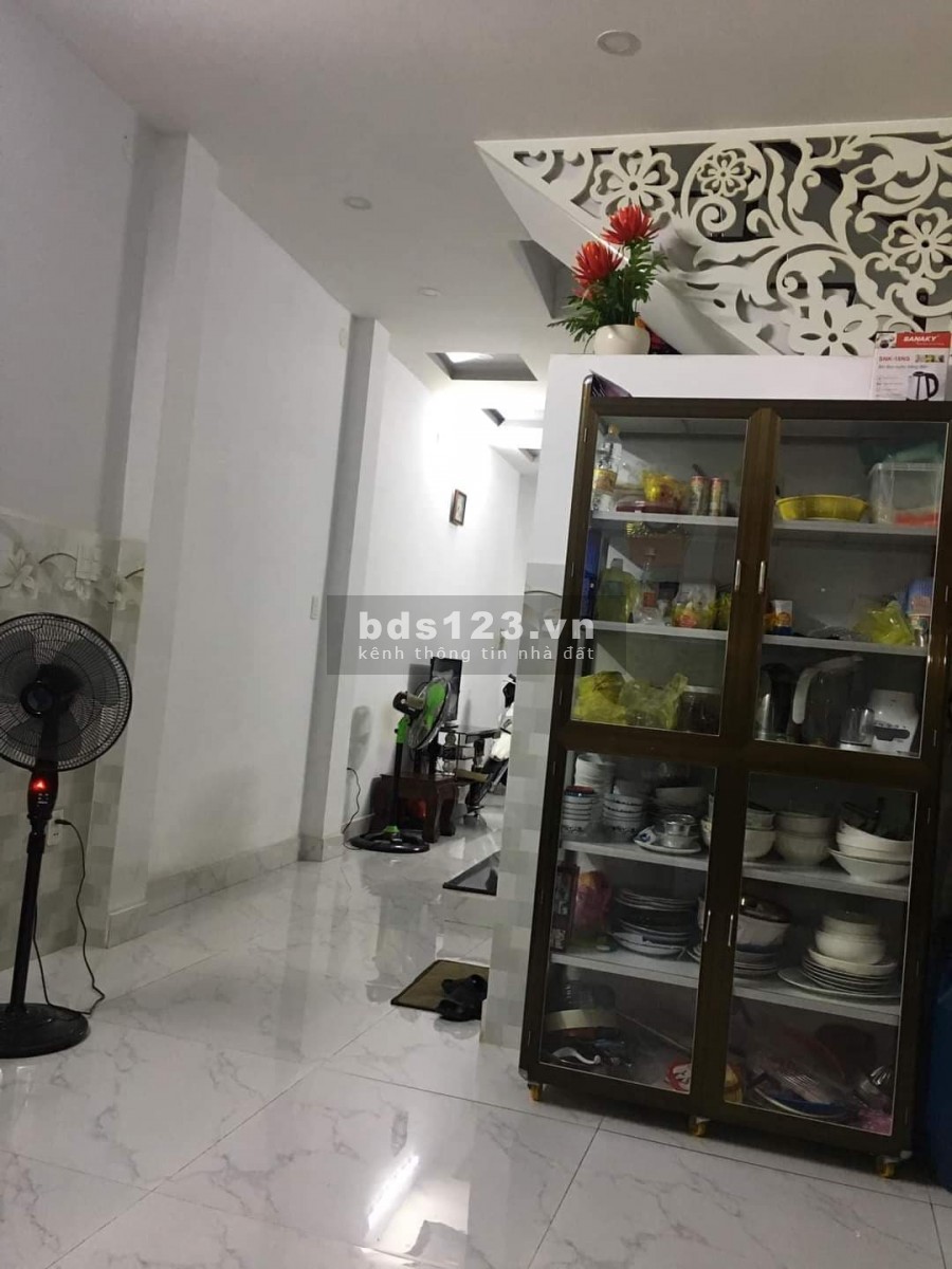 Bán nhà Hẻm 6M ,SÁT MẶT TIỀN Hậu Giang,Nở hậu 45m2 chỉ 4 tỷ