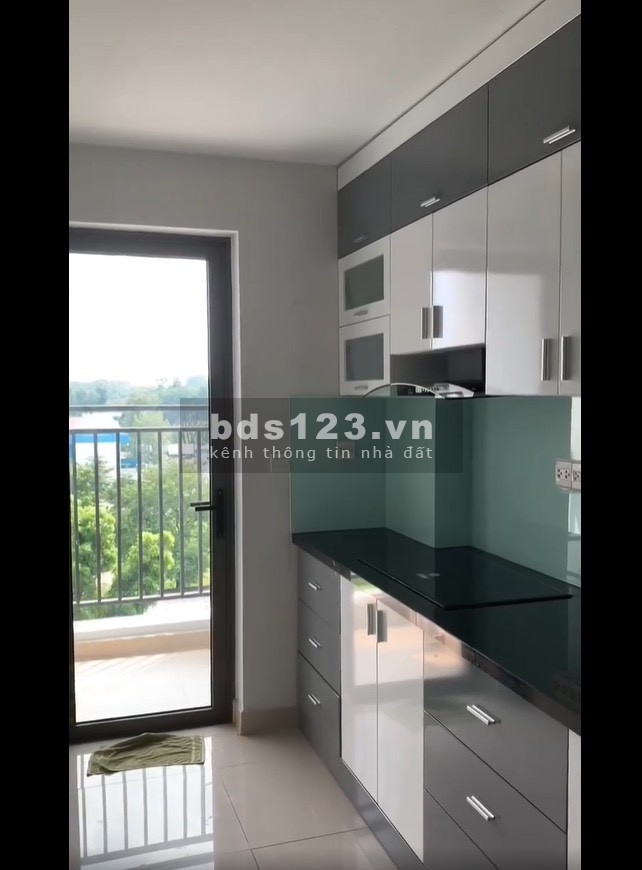Căn hộ 3PN cho thuê giá chỉ 16.5tr / DT 90M2/ bao hết phí quản lí, Botanica Premier - LH 0902751568
