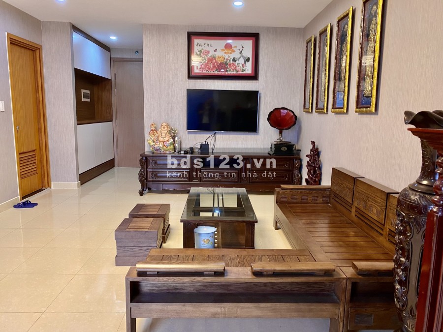 Cho thuê gấp căn hộ CC Green Stars 66.8m2, 2PN, full nội thất, giá 8tr/th. LH: 0972784001