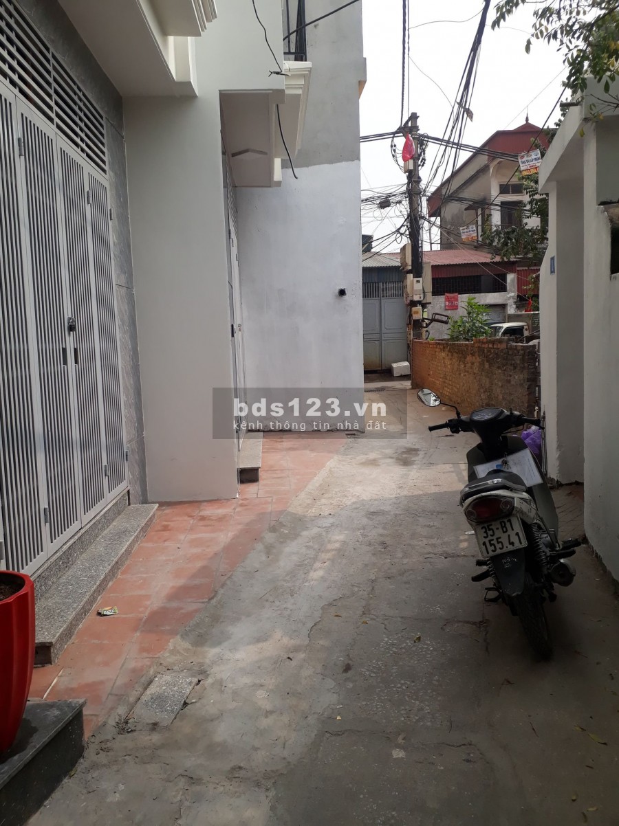 Yên Sở Hoàng Mai diện tích 39 m x 5 tầng x MT 3.7 M x 2.95 tỷ LH 0852941968
