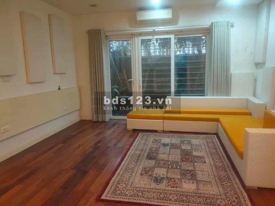 Bán Biệt Thự Hoàng Ngân, Kinh Doanh, VP, Dt 102m2 X 4 Tầng.