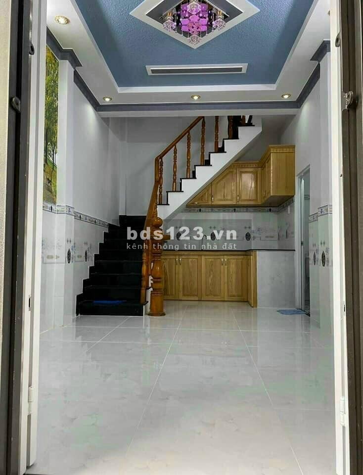 Bán nhà Âu Cơ, Quận Tân Bình, kế bên chung cư Melody, HXT cách nhà 20m