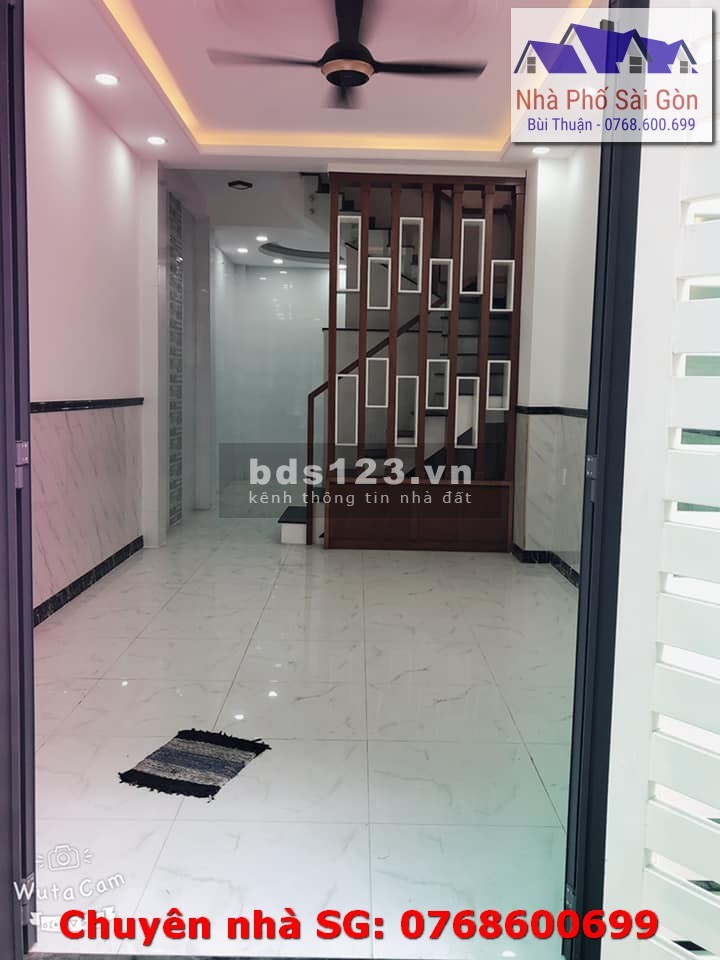 Bán gấp nhà Lê Quang Định 40m2, hẻm 3m, ở ngay chỉ 3.5 tỷ LH 0768600699