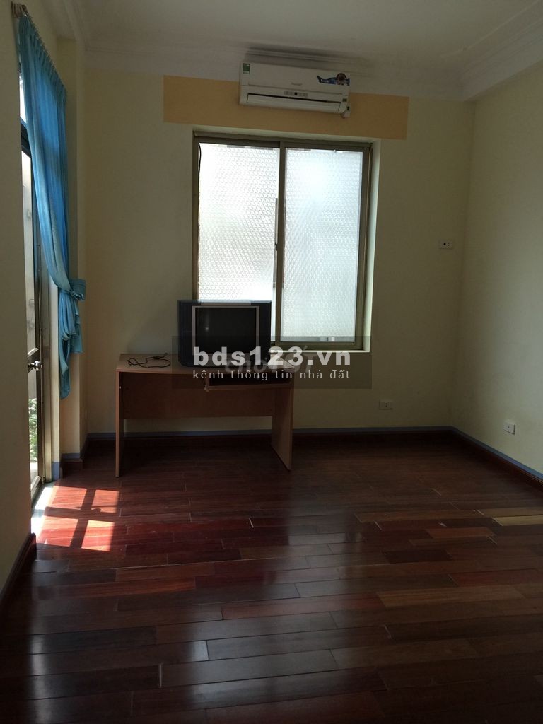 Cho thuê phòng tầng 2 tại số 2 ngõ 1/ 76, quan nhân, Phường Nhân Chính, Quận Thanh Xuân, Hà Nội