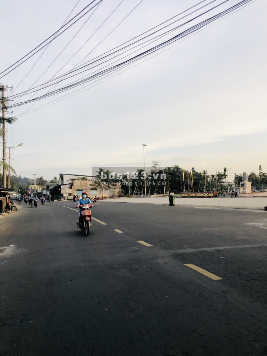 Tây Thoại Ngọc Hầu Núi Sập An Giang