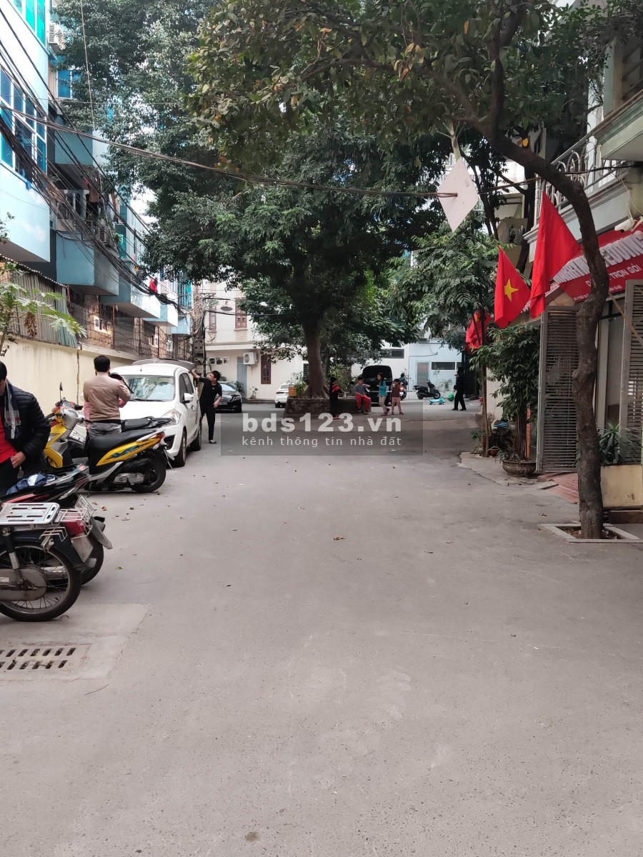 Bán nhà Lê Trọng Tấn 70m2 phân lô ô tô 2 thoáng gần phố kinh doanh VP nhỉnh 10 tỷ