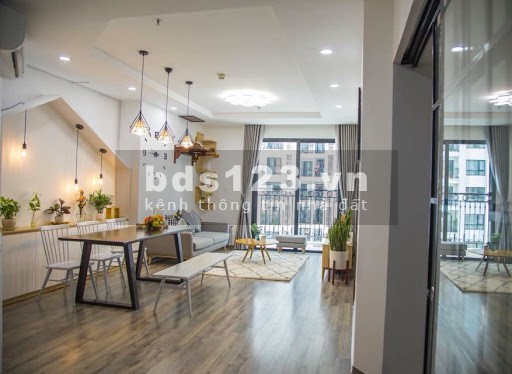 Chính chủ cần bán gấp căn 2 ngủ 60.7m giá 2.7 tỷ tại Green Bay, LH: 0352781220