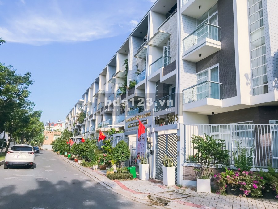 Chuyên bán biệt thự & nhà phố(đã có sổ) 9.1x18m, 7.4x18m, 5x18m-giá 9.9tỷ Jamona Q7. LH 0934416103 (Mr.Thịnh) Xem Nhà.