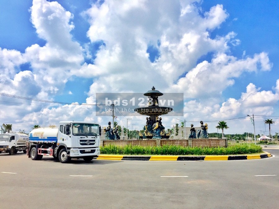 Đất có sổ riêng, vị trí trung tâm Thành phố, đối diện khu công nghiệp.