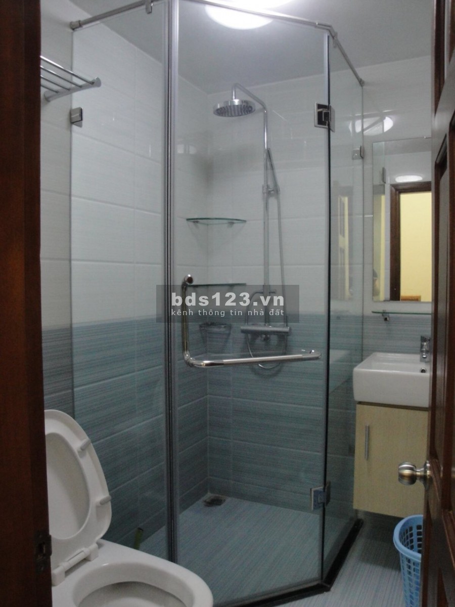 Cho thuê chung cư 27 Lê Thánh Tông 2 ngủ full 65m2 10.5 triệu. Lh 0377983070