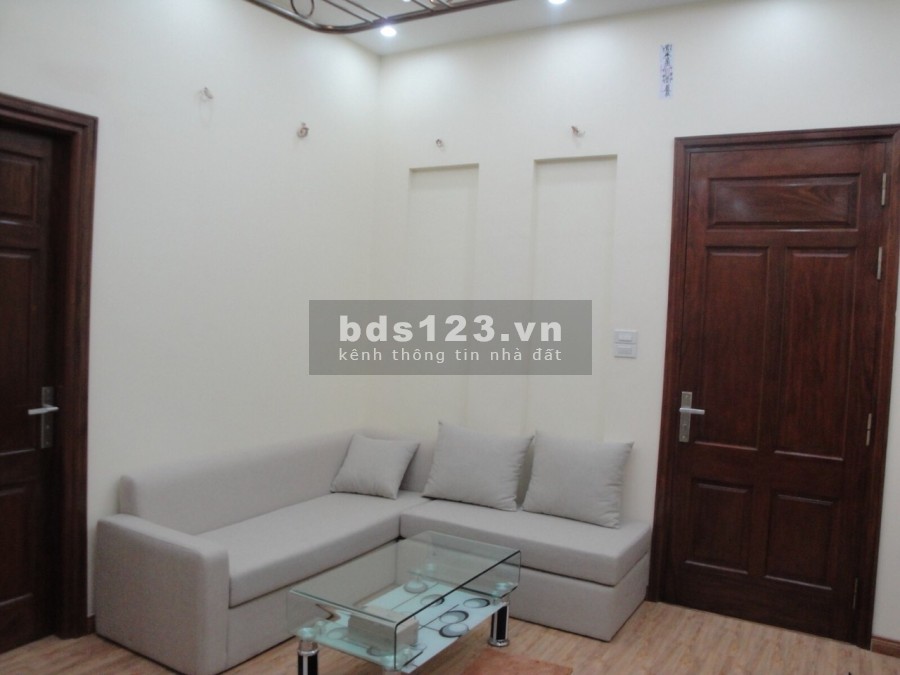 Cho thuê chung cư 27 Lê Thánh Tông 2 ngủ full 65m2 10.5 triệu. Lh 0377983070
