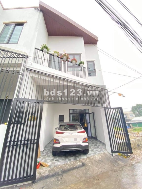 NHÀ ĐẸP FULL NỘI THẤT KIỆT O TÔ VIVU CẦN TÌM CHỦ NHÂN MỚI TRƯỚC TẾT. LH 096_262_8872