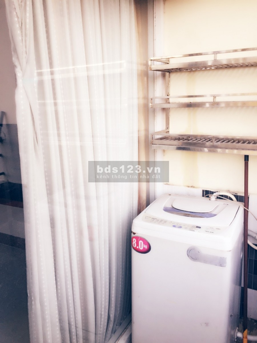 Chính chủ cho nữ share phòng tại CC Bình Minh, Q.2, qua Q.1 chỉ 5 phút, DT 40m2 ở được 2-3ng, full nội thất, Gía 4,5tr