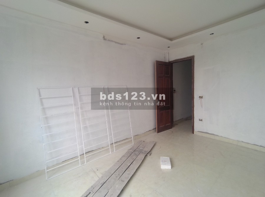 Bán Nhà Phú Lãm, Hà Đông, dt 30m2 nở hậu xây mới 4 tầng, 2 oto tránh nhau, giá chỉ 1.8 tỷ