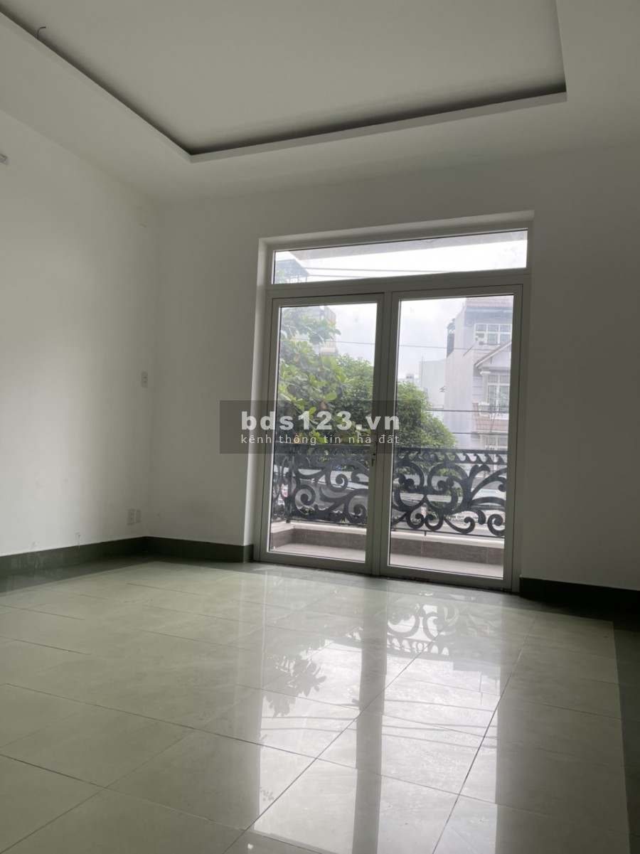 Nhà mới MT Tân Kỳ Tân Qúy (4,5x25m) 3L,ST, 5PN, 5WC