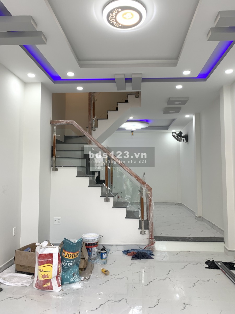 Nhà Phố 2 Lầu 4 Phòng Hẻm Xe Hơi Đường Số 10, Phường Tân Quy, Quận 7