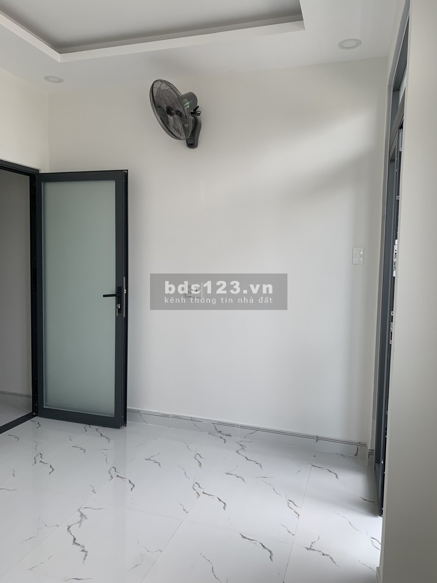 Nhà Phố 2 Lầu 4 Phòng Hẻm Xe Hơi Đường Số 10, Phường Tân Quy, Quận 7