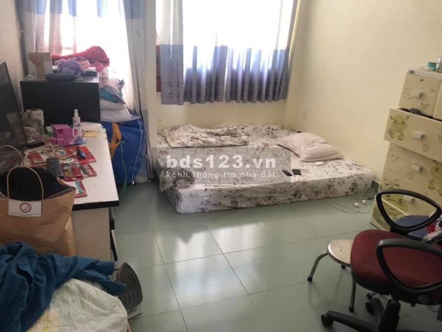 Nhà trung tâm quận 10, hẻm 3.5m, 3.7 x 10m, sổ vuông. Giá 3 tỷ 69