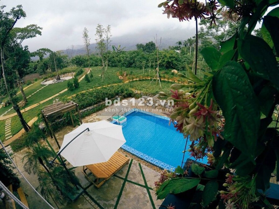 BÁN GẤP KHU NGHỈ DƯỠNG 2500M SẴN KHUÔN VIÊN, VIEW ĐẸP TẠI VÂN HÒA BA VÌ