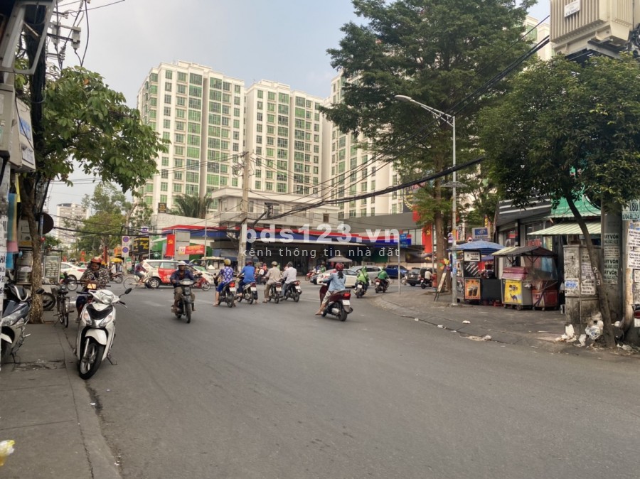 Bán nhà 1 lầu sát siêu thị Lotte Mart Đường Lê Văn Lương P.Tân Hưng Q7