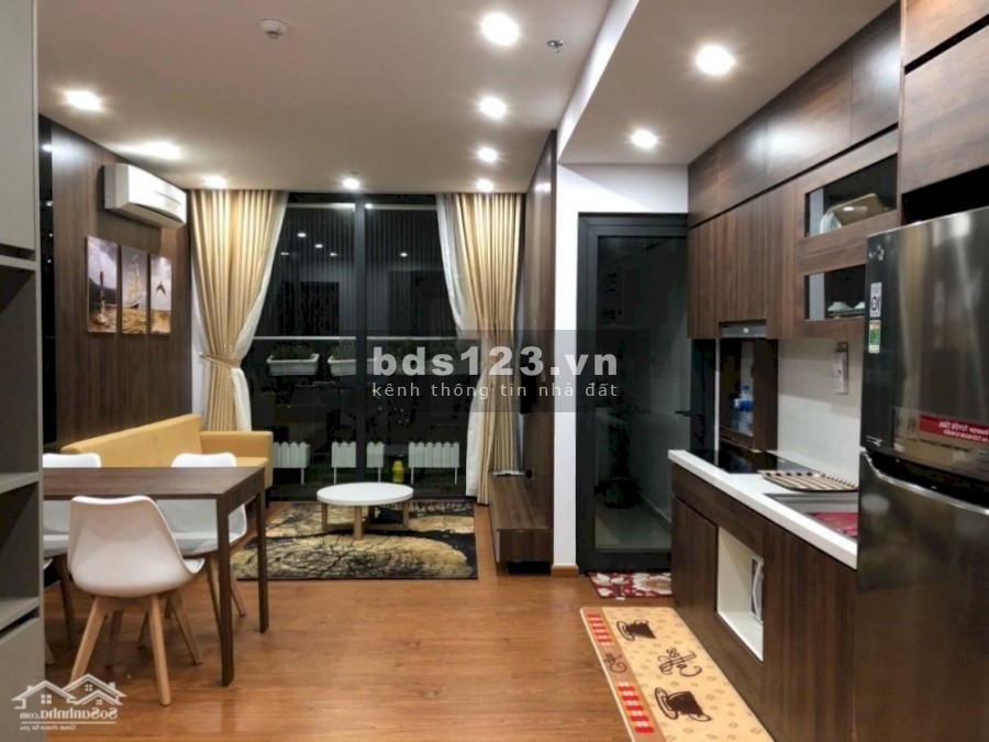 Bán gấp căn 2 ngủ full nội thất, 70m Green Bay, Giá 3 tỷ bao phí, LH: 0352781220