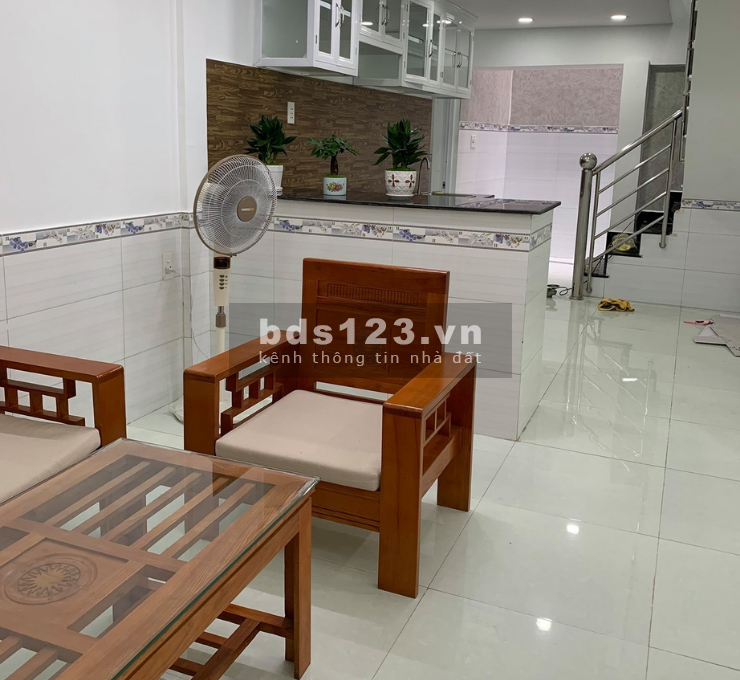 Bán nhà 2 tầng HXH đổ cửa Lê Đức Thọ, P.17,GV 59m2 3.35tỷ TL.